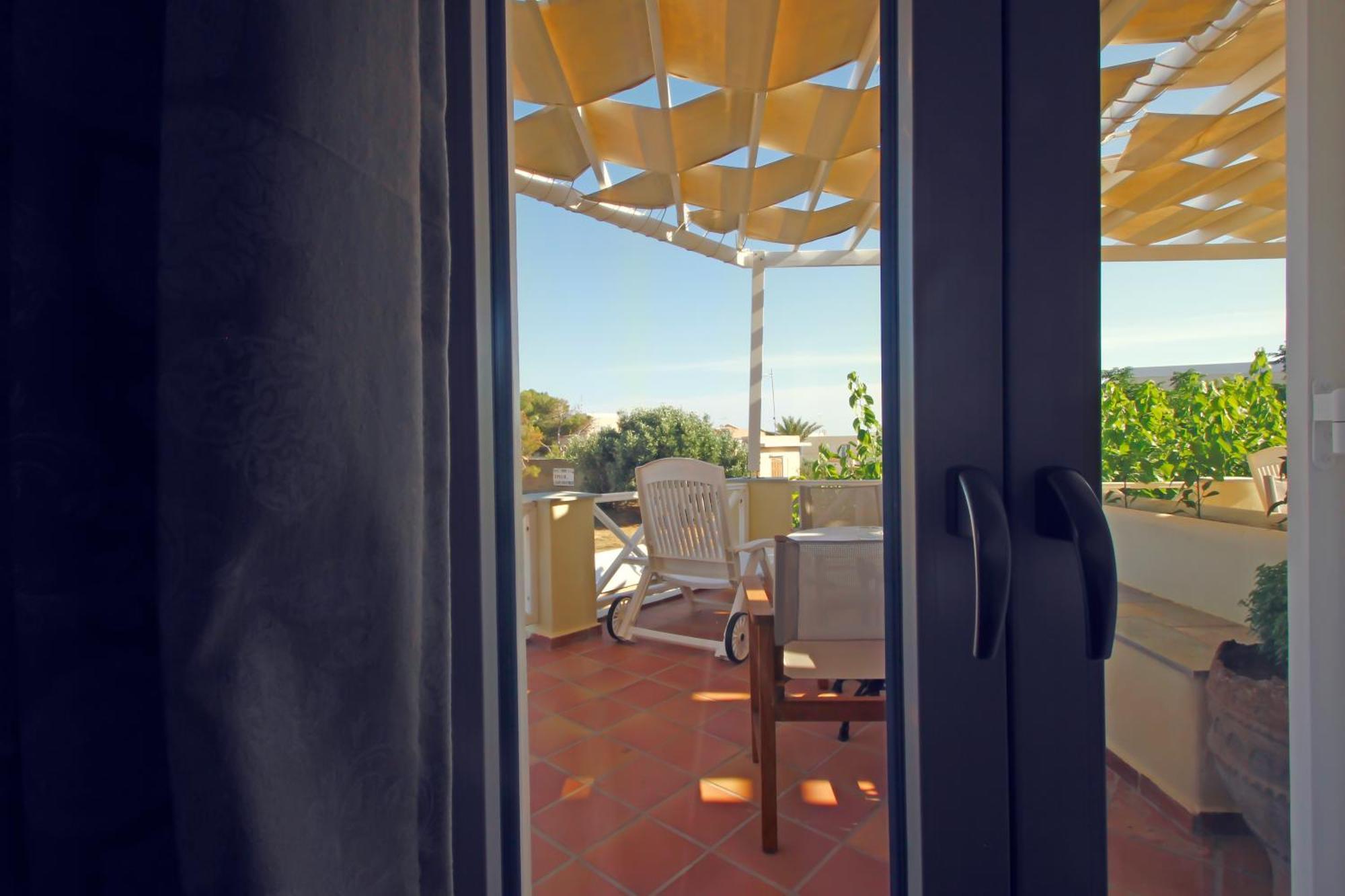Emilia Luxury Apartments Megas Gialos - Nites Exterior foto