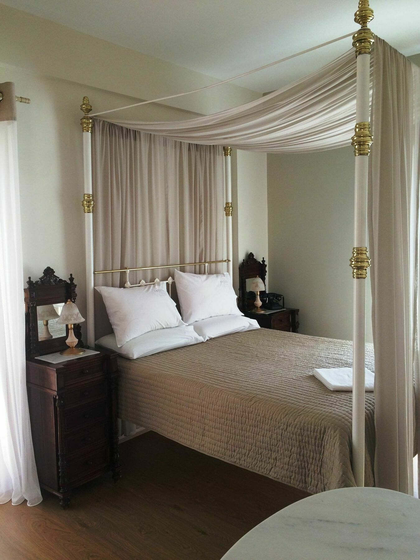 Emilia Luxury Apartments Megas Gialos - Nites Exterior foto